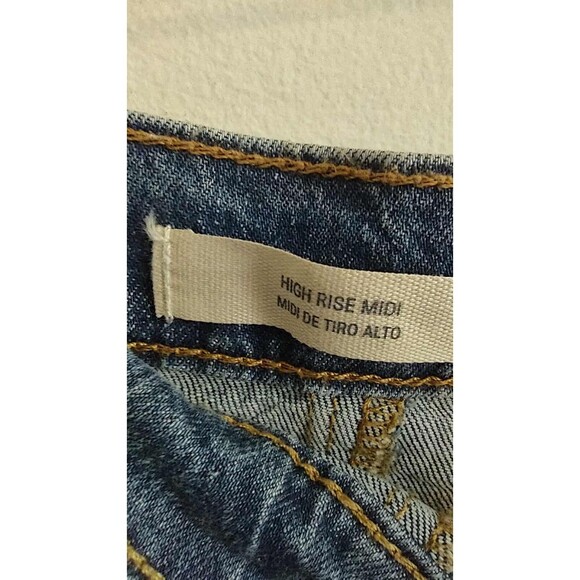 Universal Thread | Women's Medium Wash High Waist Mom 90s Shorts Size 6 - Picture 3 of 4